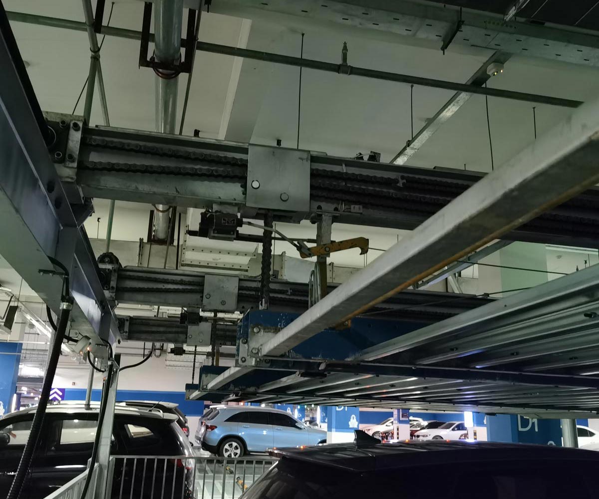 施秉針對目前小區(qū)停車難的問題探討